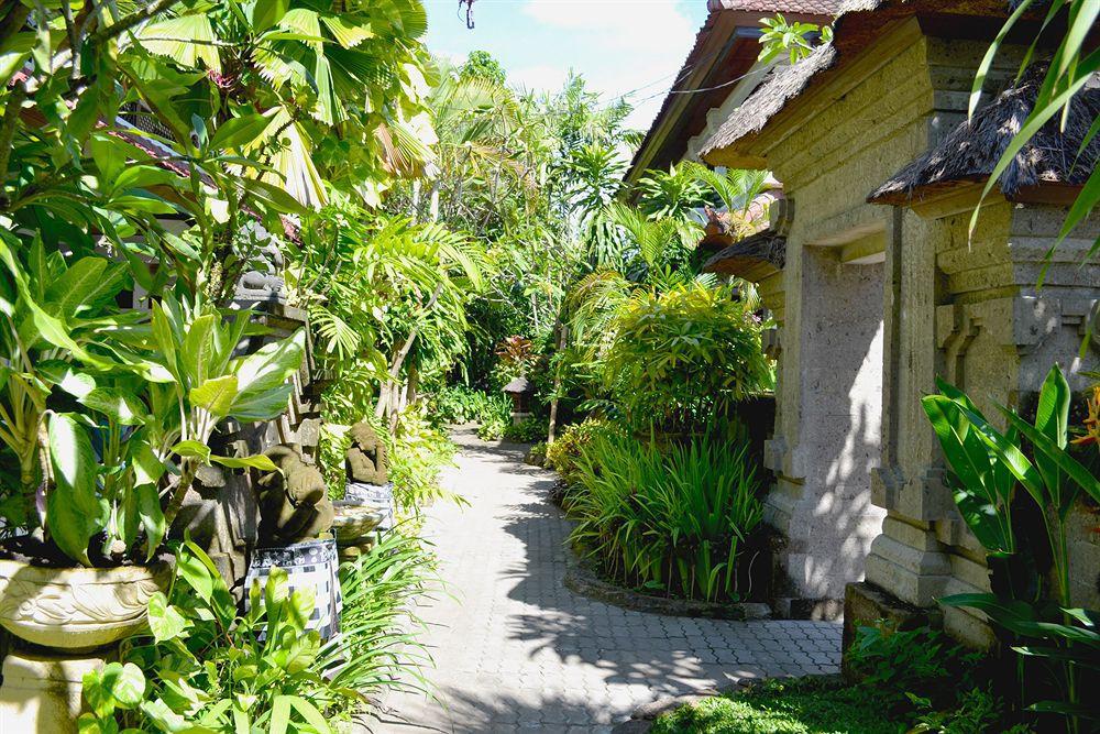 Flamboyan Hotel Kuta Lombok Εξωτερικό φωτογραφία